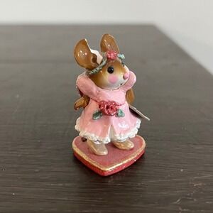 Wee Forest Folk M-305 Special Delivery Valentine Mouse‎ Petersen Miniature Chip
